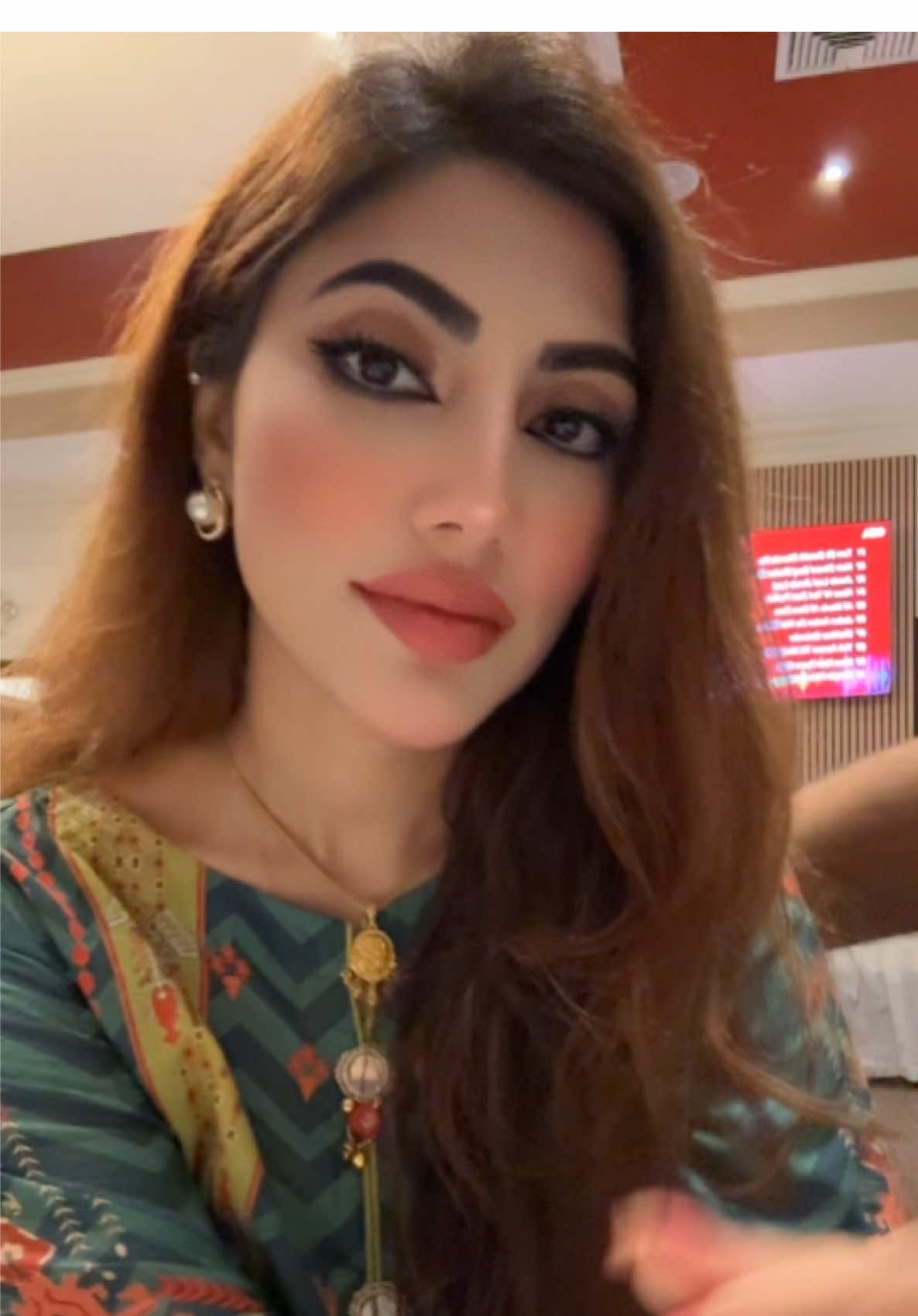 A little selfie video is a must #fyp #foryour #greensuit #desi #pakistani #punjabi #desitiktok #pakistanitiktok 