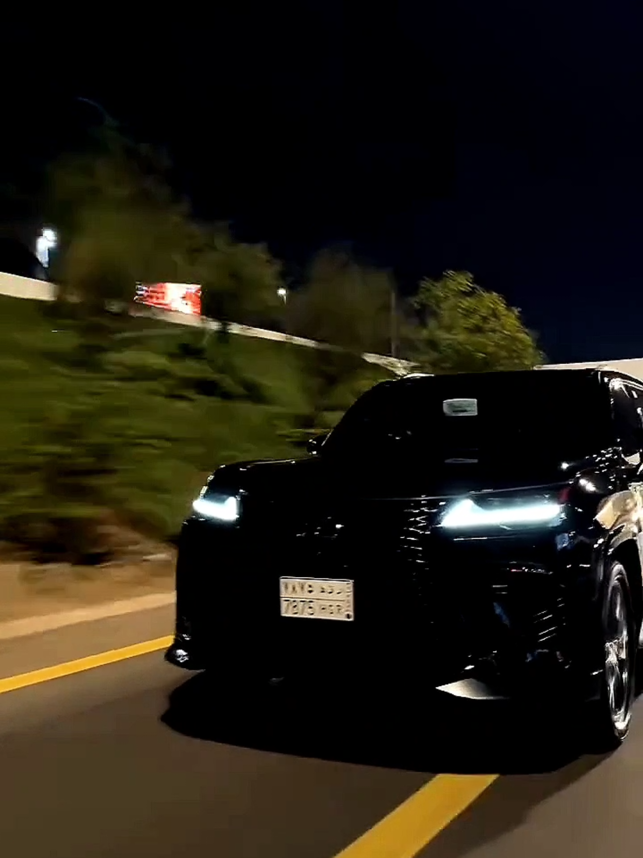 Lexus LX570 🖤🥵🔥#foryou #foryoupage #carlover_29 @𝘼𝙠 🍂 @𝐀𝐥 𝐒𝐀𝐘𝐄𝐃 𝐂𝐚𝐫𝐬 🔥 @ŇƘ Čäřṣ 🔥 @𝐂𝐚𝐫 𝐋𝐨𝐯𝐞𝐫 🔥 @هدى الإعلامية @𝐂𝐚𝐫 𝐋𝐨𝐯𝐞𝐫 🔥 
