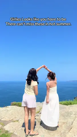 Girlies trip,summer,beaches,sunset. #takemymind#Summer#girlout#girlsoutfit#summervibes#OOTD#goldenhouse#beaches#cornwall#tintanglecastle#views#girlies#summermood#bestie#girlfriendstrip#fyp#fyppp#foryoupage❤️❤️#