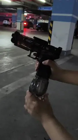 No one can refuse this electric water gun #tiktokshopcreatorpicks #tiktokmademebuyit #loveatfirstsight #electricwatergun #watergun 