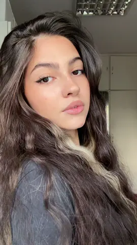🫠 #persianbeauty #fypage #viralvideo #foryoupage #4upageシx #persiangirl #greenscreen #بروفوریوتاجرت_ندادم #وایرال_ویدیو #فارسی_تیک_تاک #بروفوریو #اکسپلور #