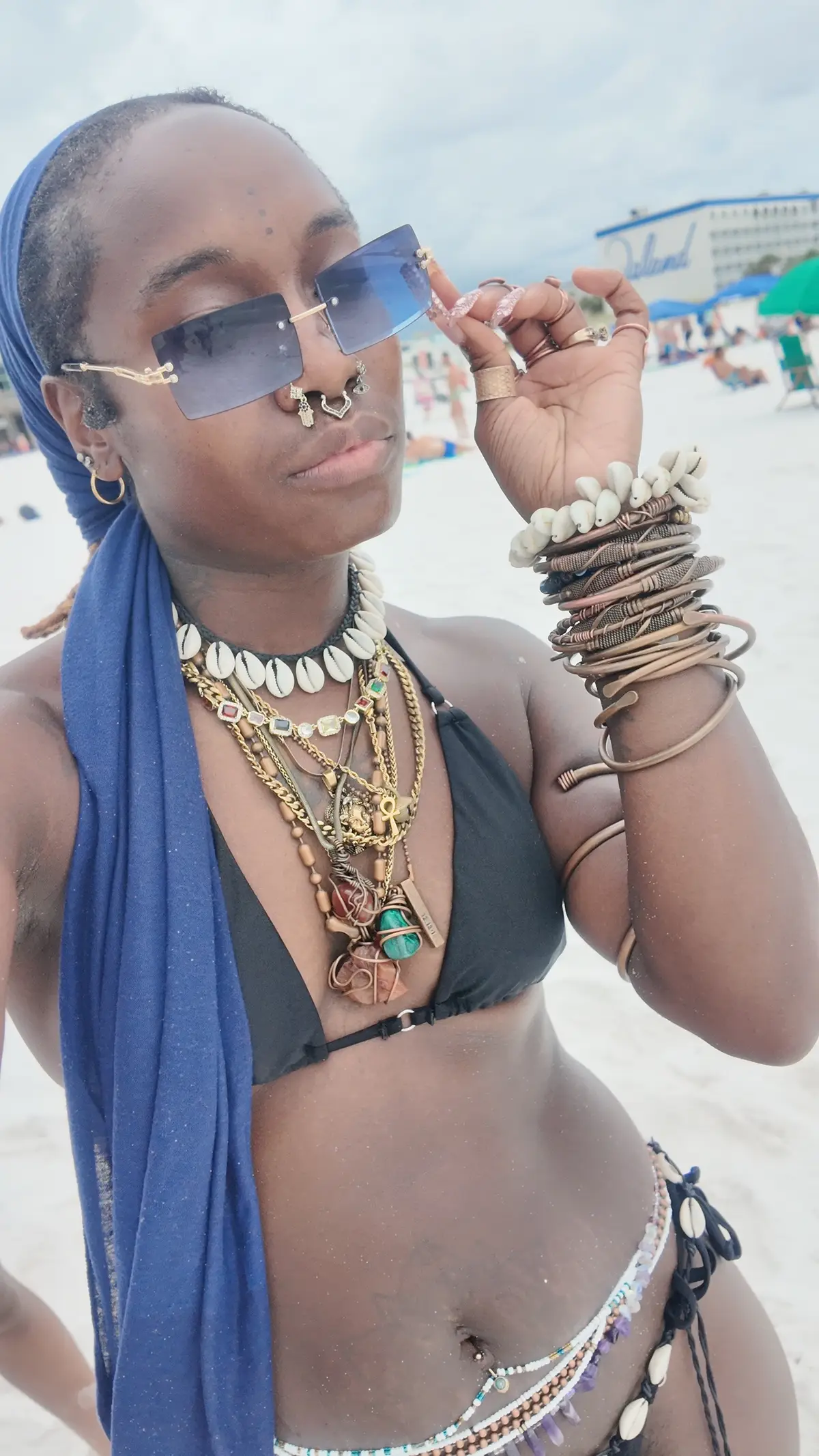 This trip didn't owe me anything but it gave me everything 😩✌️🏾☀️ #GlowUp #beachday #stroudgang 
