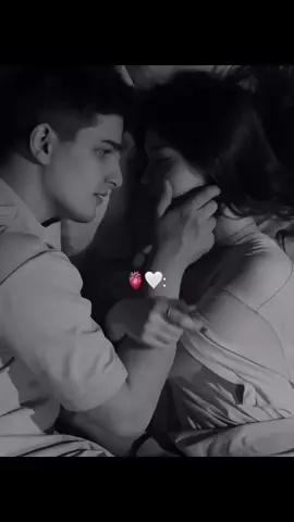 Love 🥰 #viral_video #Love #fyp #tiktok #couplegoals #kisses #girlfriend #boyfriend #imagine #fyp #dla #ciebie #for #you 