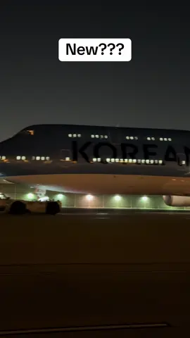 Which do you like best? #korean #747 #planes #lax #boeing 