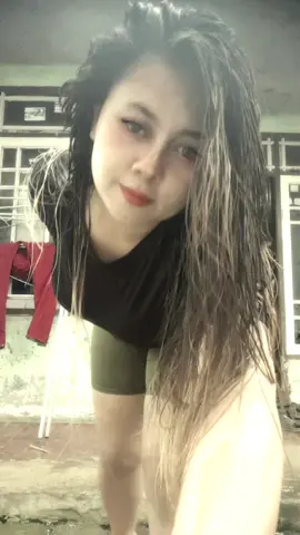 ngagayot kitu beuteung🤣🤣 aduh itu lemak dipaha kuat beberehilan😩😩😂🤦 #padahariini #fypシ゚ #harusfyptitik #masukberandafyp 