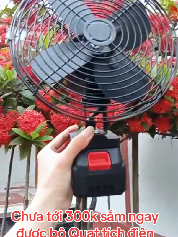quạt tích điện pin 10cell lồng sắt cánh sắt #quattichdienpin10cell #quattichdien #quattichdiendoimoi 