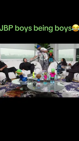 Them boys love each other 🤣🤣 why flip set it off with a dap tho. Sneaky. Joe just hhaaaddd to bring ice into it. I gotta see ice stepping to someone  . . . . . #joebuddenpodcast #joebuddennetwork #podcastclips #entertainment 