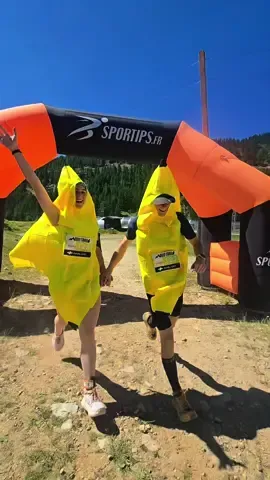 Trail en banane 🍌 à Isola 2000 avec la compagnie de @Manon💫 @stellou @sqkle_  Montage : @manon : #BananaRun #TrailDéguisé #BananeEnMontagne #Isola2000 #DéfiInsolite #FunnyChallenge #BananaSuit #CourirEnBanane #TrailFun #EpicMoment #Isola2000Trail #AlpesMaritimes #Mercantour #InstaFun #ReelChallenge #FYP #TikTokFrance #RunningFun #MontagneFun #CostumeRun #OutdoorChallenge #BananaVibes #TrailAlpes #IsolaAdventure #DéguisementSportif