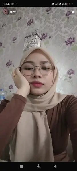cikya senyuman Manis #fyppppppppppppppppppppppp 