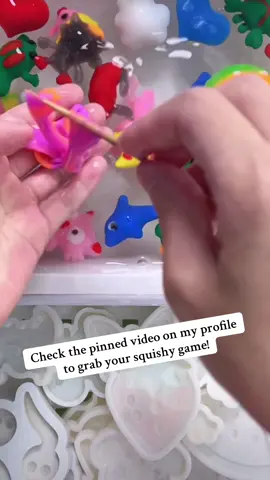 This is SO MUCH FUN!! Great gift idea for kids and a fun family activity! #squish 
