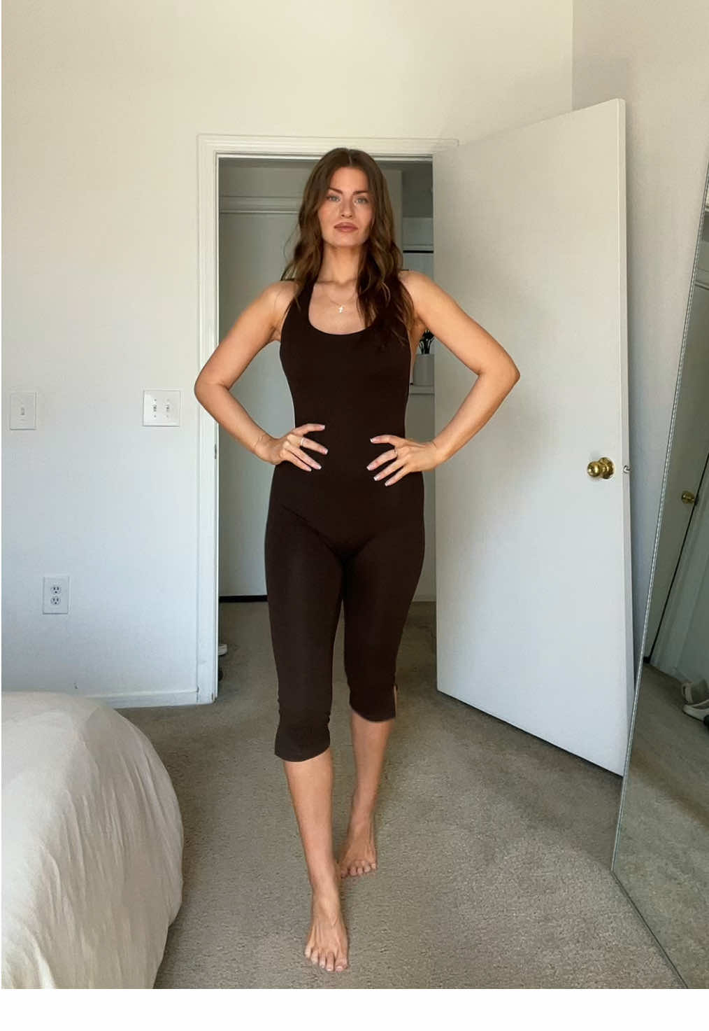 I’m inside but this Capri outfit 😍😍😍😍 #capris #caprioutfit #summerootd #caprioutfits 