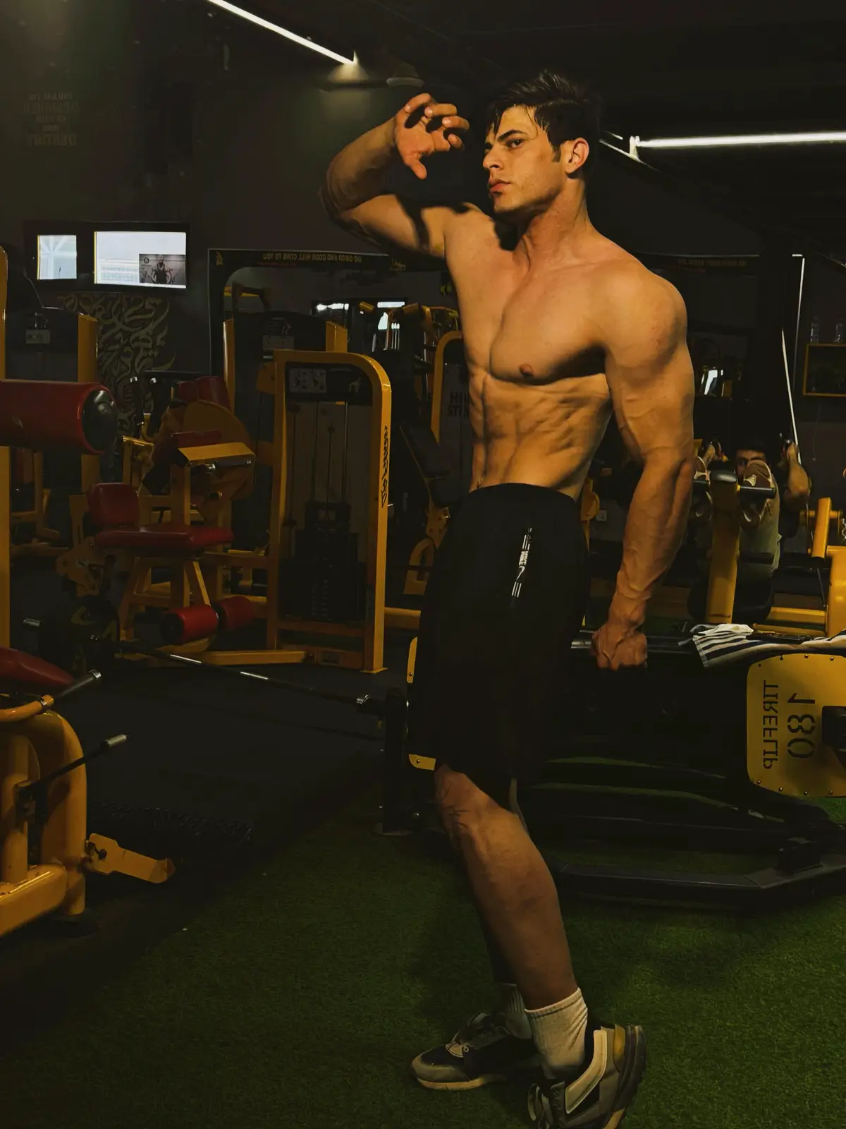 No pain no gain ☠️ #CapCut #اكسبلورexplore #متابعه_ولايك_واكسبلور_احبكم #كمال_اجسام_فيزك_فتنس_كلاسيك #تمرين_اليوم #جيم #قاعات #اضافات #لايك__explore___ #الشعب_الصيني_ماله_حل😂😂 