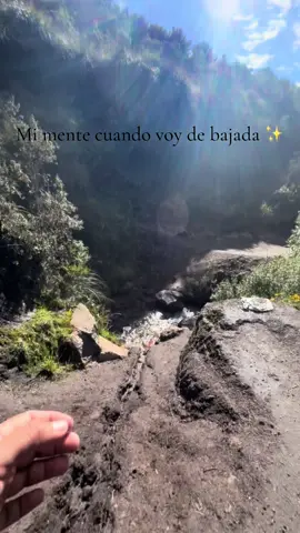 😅 #trailrunning #fyp #ecuador🇪🇨 #montañas #hikking #disfrutar 