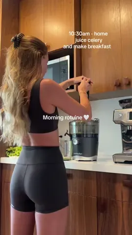 a morning filled with all my favorite things 🤎 @Michael Justin  #couple #agegaprelationship #dayinmylife #dayinthelife #morningroutine #lagree #pilates #wellness #motivation #la