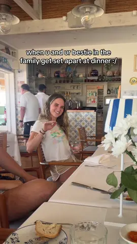too far apart to talk about the fam goss 🤧 @julianna  #familyvacation #familyvacay #eurosummer #europetravel #europetrip 