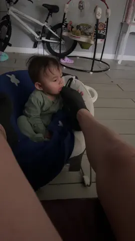 My son eating my feet lol… 