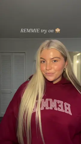 This colour is everything 😮‍💨 @REMMIE @Rileyj #remmiebyriley #remmie #matchingset #remmiehoodie #CapCut 