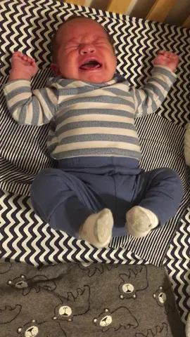 Newborn baby boy crying.. Time to eat! #newborn #baby #cry #newbornbaby #babyboy #hungrybaby #baba #boy #cryingbaby #timetoeat #momlifebelike #babiesoftiktok #babysoftiktok #newbornsoftiktok #babycrying 