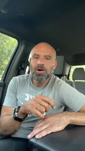 Trucking isn’t boring today was a interesting day to say the least unbelievable especially in #chicago #truckers #truckerstory #trucktok#truckerinfluencer #truckerexplorerfyp #trucklife #arabtrucker 