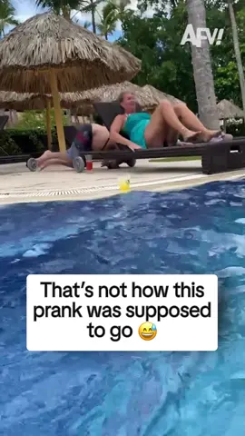 Sheeeesh, how embarrassing 🤦‍♂️ #afv #prank #fail #funny