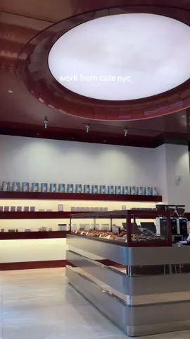 📍WatchHouse Grand Central ☕️✨ a beautiful new addition to midtown east with plenty of seating, WiFi, outlets, and a sleek design, it’s the perfect laptop-friendly café in Midtown Manhattan just steps from Grand Central Terminal. London meets NYC #nyccoffeeshop #workfromcafe #remoteworknyc