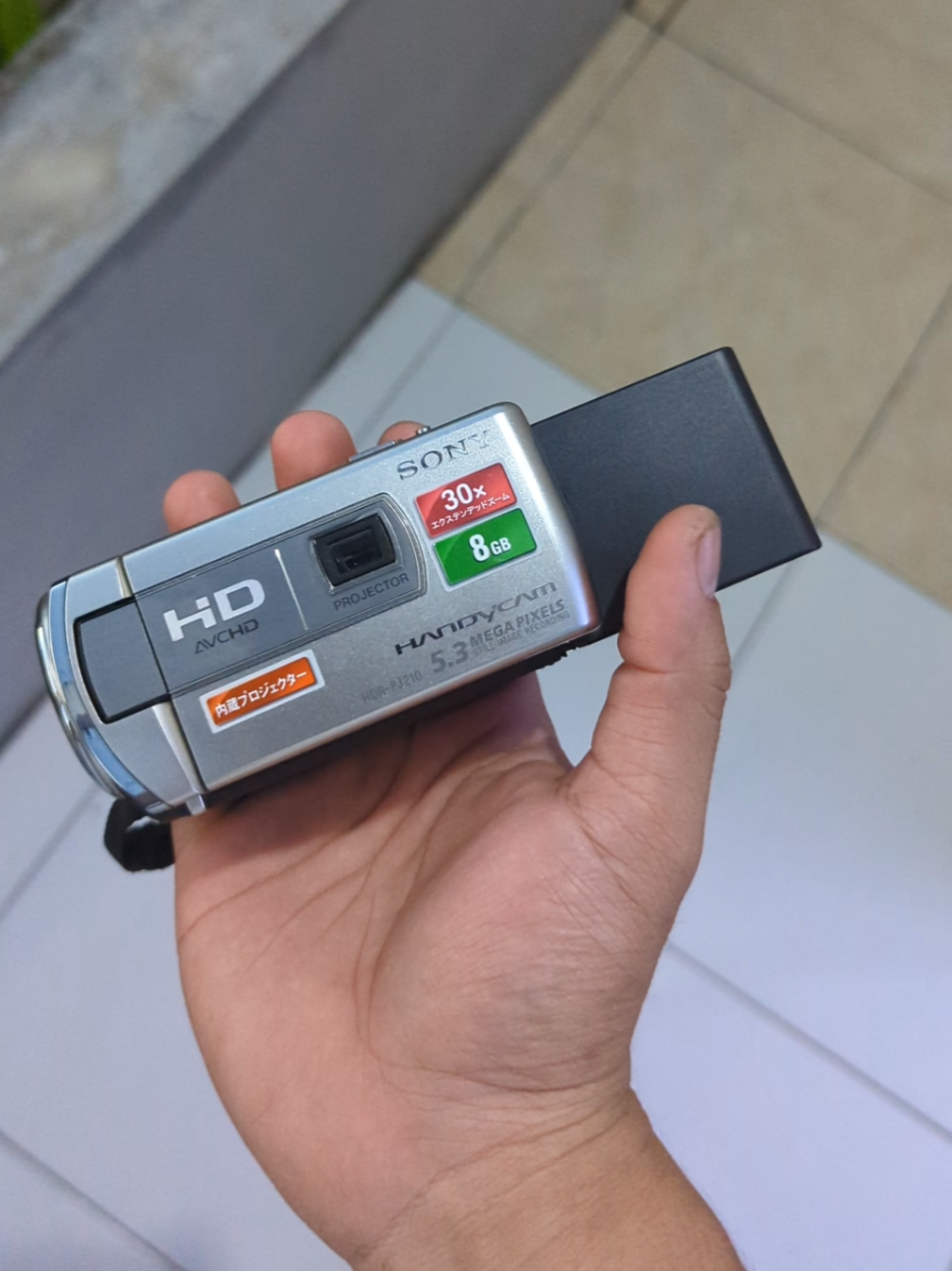 3K mAh on handycam ☠️  #handycam #handycamera #camcorder #handycamvid #camcordersummer #summervibes #sonycamera #sonycamcorder 