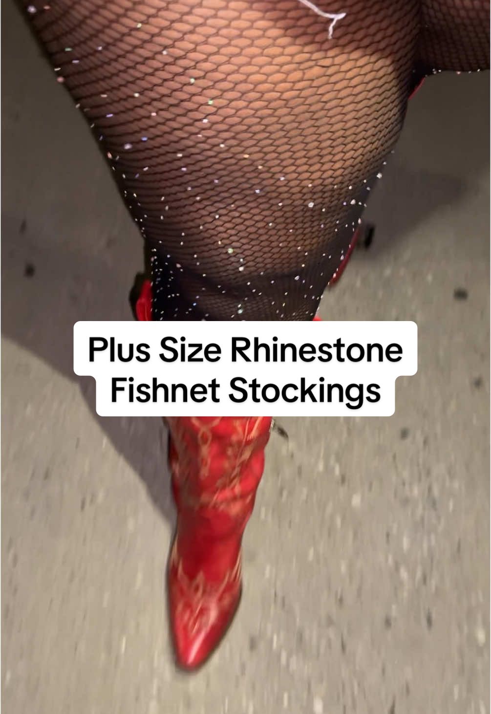 Bc big girls want to wear cute tights too! #fishnet #fishnetstockings #tiktokshopcreatorpicks #plussize #plussizefashion #plussizestockings 