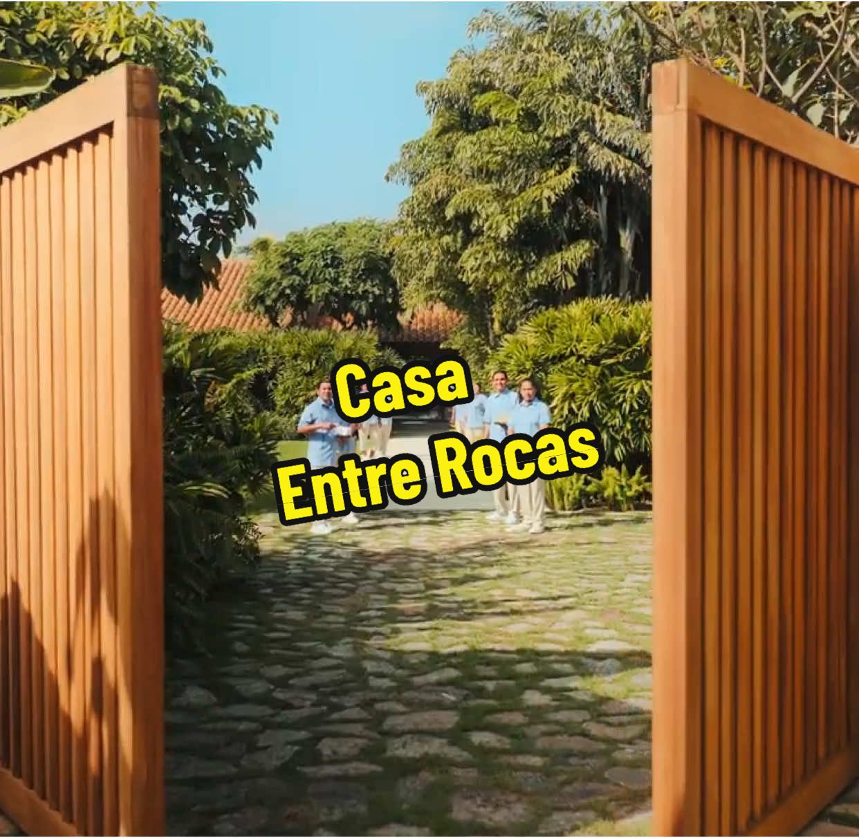 Cuộc sống như thiên đường bên biệt thự Entre Rocas đầy đủ tiện nghi bên bờ biển #xuhuong #bietthutrieudovn #thietkenhadep #interiordesign #luxuryhomes #villa 