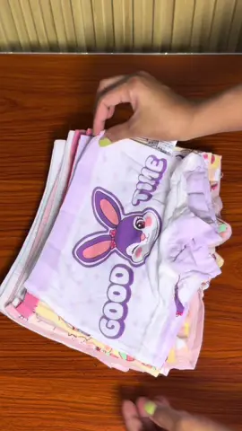 Ganda talaga ng quality at ang ganda ng color at designs subrang nagustuhan ng anak ko ang comfy pa! #underwear #kidswear #womenswear #kidsundies #fyp #foryourpage 