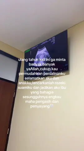 Alhamdulillah kado terindah di umur 24 tahun ini🤍 #masyaallahtabarakkallah #bumil 