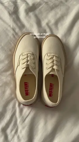 CANTIKKK🥹 #misteryshoe #misterysneakers #sneaker #shoes 