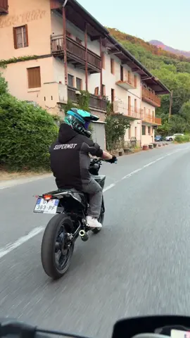 @Evan💙 #sherco #rieju #moto #50cc #fyppp #rouler #balade #lac #annecy 