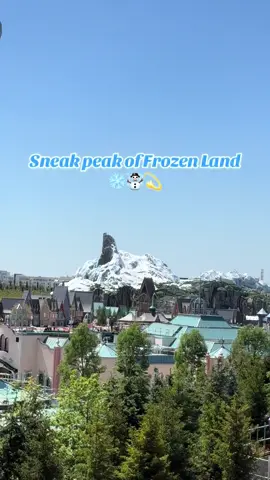 First time seeing Frozenland from Toy Story Parachute Drop❄️ Wow it’s really progressing fast I can’t wait until we get some news on when it will be open in 2026!  #frozen #frozenland #frozenlanddlp #arendelle #disneylandparis #dlp #toystoryparachutedrop #view #construction #fyp @Disneyland Paris ✨ @Disney Parks UK 