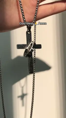 God bless 🙏 Amen##godbless #necklace #fyp #tiktokshopsummerturnup #hiphop #crossnecklace #godblessings🙏🙏 #dealsforyoudays #giftideas 