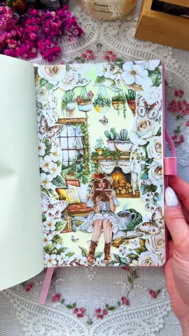 The theme of cozy reading📗 ASMR Journal Scrapbook with me  #relaxingvideos #asmr #natipchela #scrapbooking #asmrvideo #scrapbookwithme #journalwithme #scrapbookingasmr 