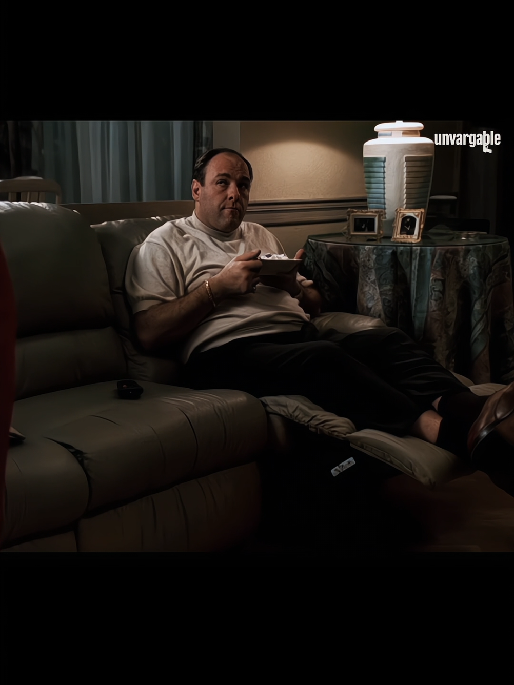 ⛓️‍💥 Ставьте лайки и подписывайтесь. #thesopranosedit #thesopranos #sopranos #tonysoprano #клансопрано #тонисопрано #сопрано #мем 