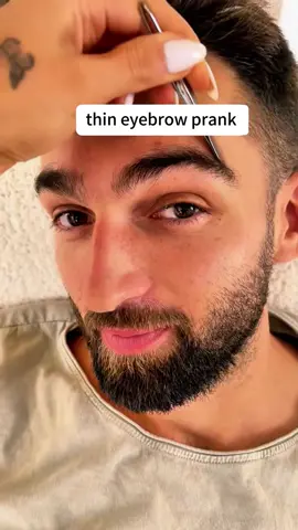 Thin eyebrow prank#fyp #foryou #fouryoupage #prank #funny #funnyvideos #funnymoments #couple 