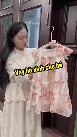Xinh nha các bà #mehongnhung #hongnhung #vayxinhchobe 