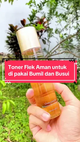 Mau Glowing?? Jangan cuma di liatin aja, buruan Cek Out di keranjang kuning sekarang 😍 #rekomendasiskincare #bumilbusuiaman #bpomdanhalal✅ #chaloneseskincare #promoskincare #whiteningtoner #hydrateskincare #toner #tonersejutaumat #rekomendasitoner #tonerchalonese #dailyskincare #fyp #fypシ 