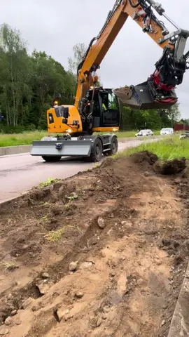 #sverige #liebherrfamily #liebherrsverige #liebherr #construction #rototiltsverige #tiltrotator #sweden #grävmaskin #heavyequipment #rototilt #videoviralitiktok #bagger #gothenburg #excavatorsweden #excavator #LIVE #vireal 