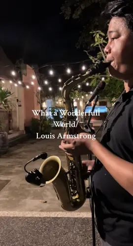 What a Wonderfull World/ Louis Armstrong #saxophone #weddingsong #music #fyp #lovesong #popsong #capcut #saxophoneplayer 