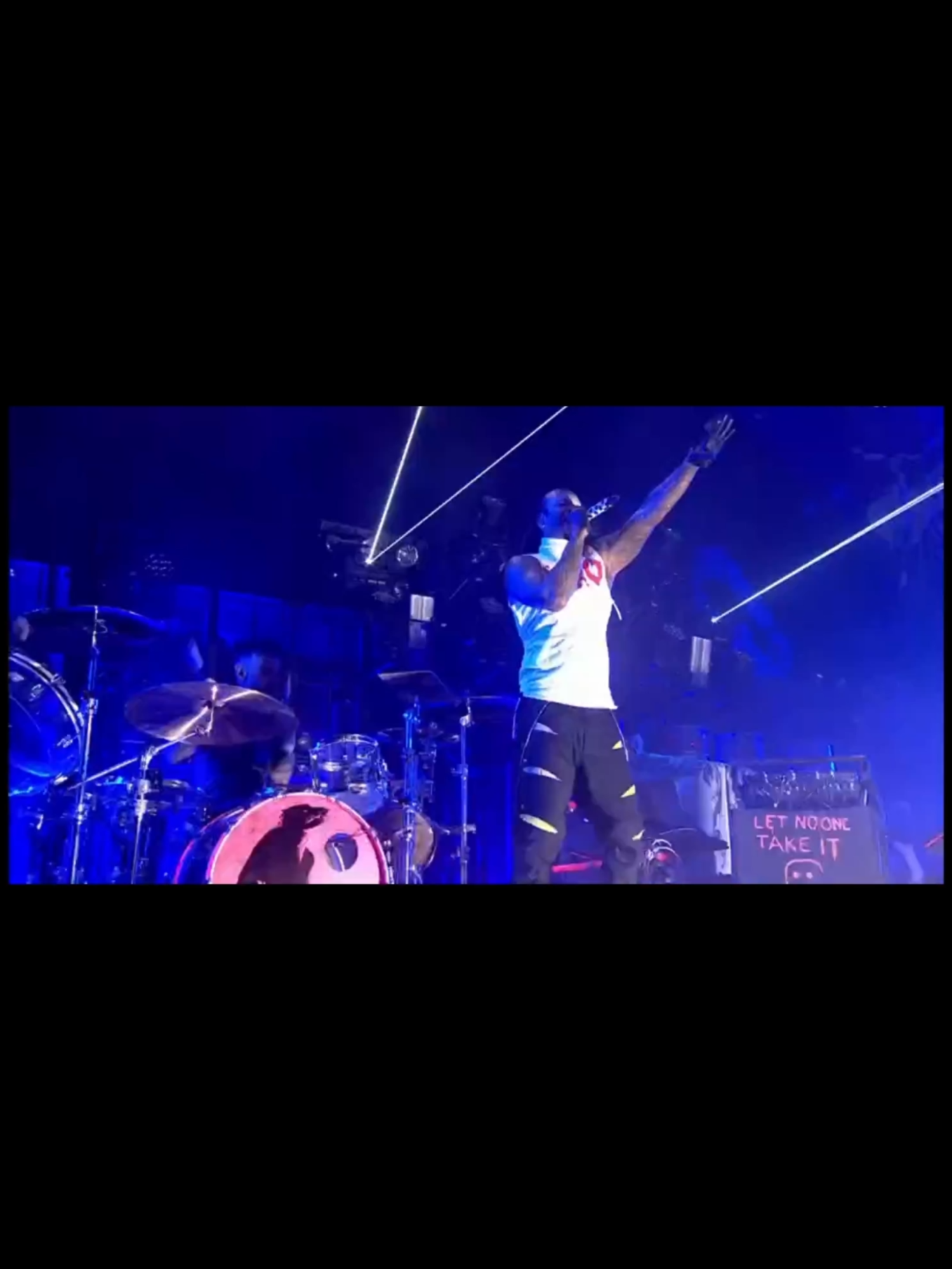 The Prodigy - Out Of Space (Glastonbury 2025 Edited) #theprodigy #outofspace #breathe #theirlaw #omen #firestarter #voodoopeople #getyourfighton #weliveforever #roadblox #poison #glastonbury #2025 #maxim #glasto #wateraid #glastonburyfestival #glasto2025 #festivalseason #ukfestival #live #coachella #festivalseason #prodigy #tecno #dnd #alternative #alttiktok #metalhead #keithflint #firestarter #gig #rock #festival #viral #90sdnb #90sdrumandbass #90sthrowback #90smusic #1990s #oldskool #oldschool #oldskoolrave #oldskoolraver #90srave #90sjungle #90sraver #junglednb #junglist #oldskooljunglist #junglemassive #junglistmassive #voodoopeople #coachella2025 #coachella #ravinunderground #techno #liamhowlett #keithflint #maximreality #leeroythornhill #edited#everybodyintheplace #1991 #electronicmusic #🔥 #90s #prodigyedit #antarmy #🐜 #🖤 #dancers #rave #genx #music #musica #classicrock #newwave #postpunk #synthpop #electronicmusic #oldschool #backintheday #flashback #memories #remember #generationx #punk #rock #synth #gig #concert #concerto #concerti #concerts #konzert #koncert #concertoutfit #piano #concertos #progrock #rockmusic #guitar #musica #livemusica #radiorocksolid #goth #industrial #synthwave #glastonburyfestival #supportlivemusic #guitar #musica #livemusica #guittarra #guitarist #gitarre #like #follow #repost #enjoy #festivaltiktoklive2024 #respect #festivaltiktok2025 #video