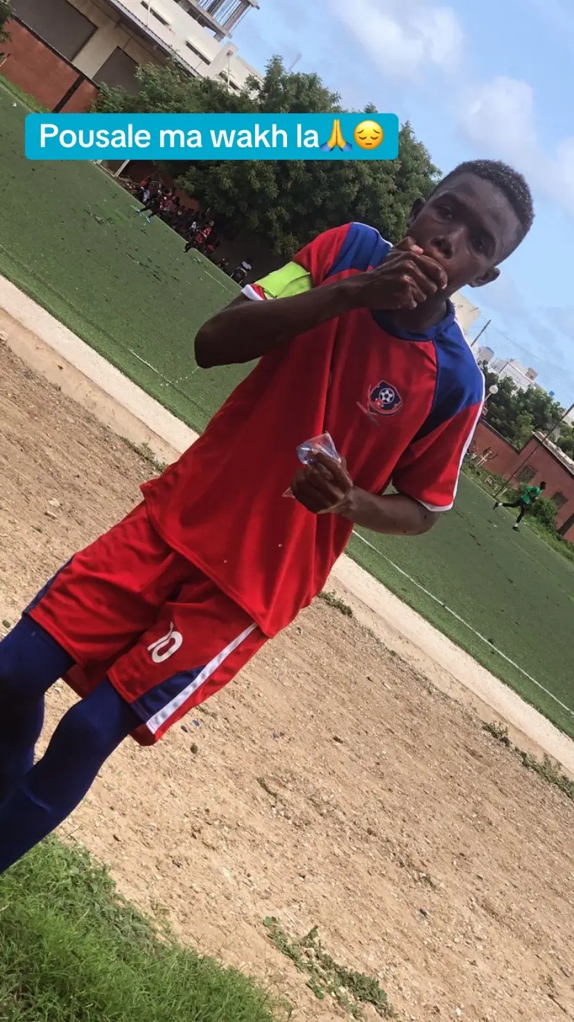 @Petit 👑Midou💥🩸Kha baye fall @Djiby Barry⚽️🏆 @🅿️A ABDØU 😎✅ @domou _medina bi 🩸🤍 