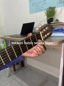 🤍#suratcintauntukstarla #virgoun #coversongs #gitarcover 