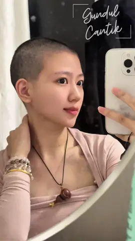 POV ketika botakin rambut di bantuin pacar #fyp #shavedhead #viralid #cewekbotak #buzzcut 