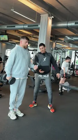 Tag a Trex 🦖 big mouth small arms 🥴😁  @KC Rebell & Mr Sus BESTE combo 🤗 @OZY 🎥🤩🙏 #kcrebell #beste #mrsus #patrox #comedy #gymfail #funny #workout #Fitness #fail 