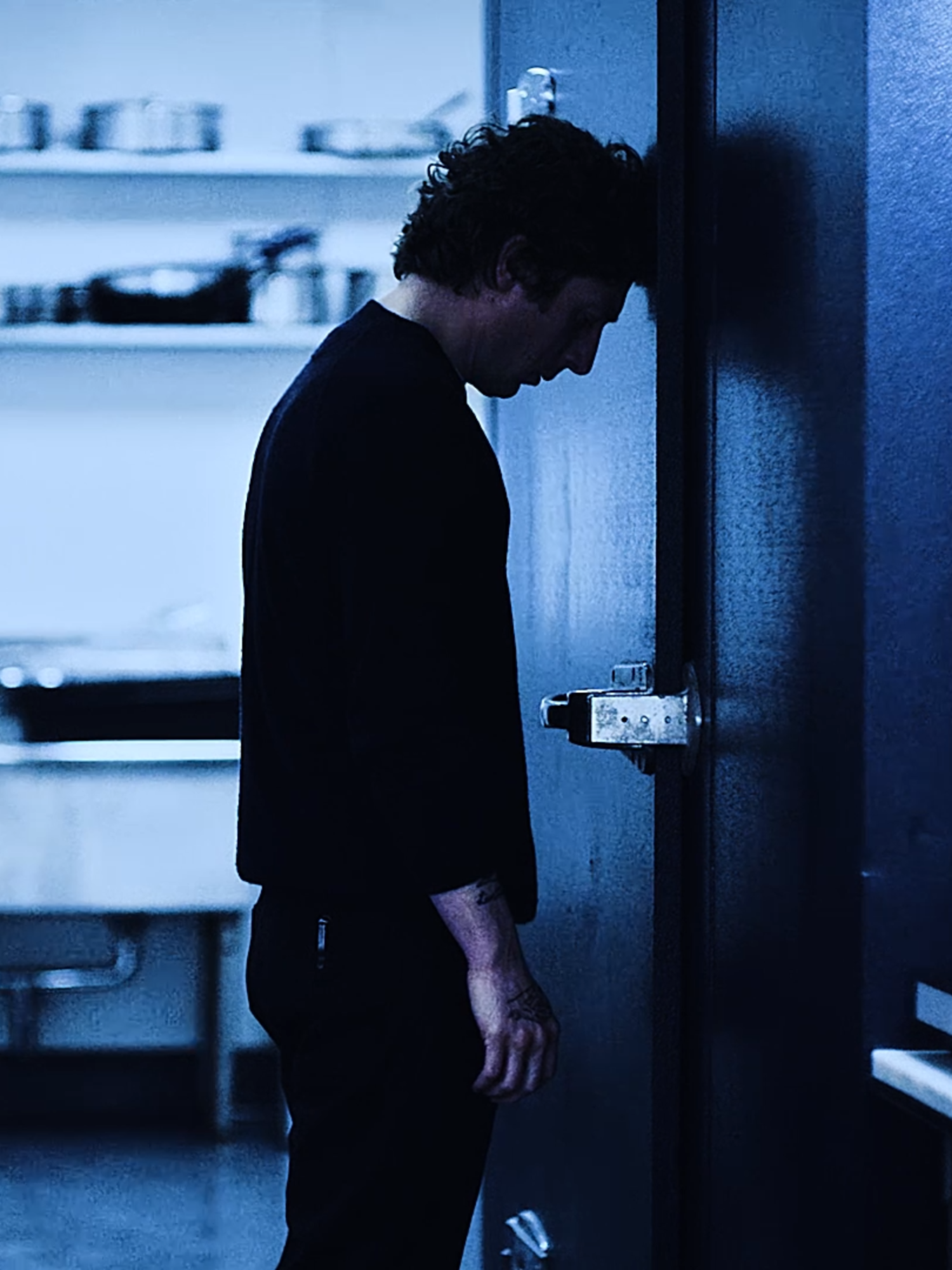 just finished season 4. // #thebear #carmyberzatto #edit #thebearseason4 #ayoedebiri #sydneyadamu #fyp #sydcarmy #strawberryguy #thebearfx #jeremyallenwhite #thebearedit  scp:@deery82,@fruityzari