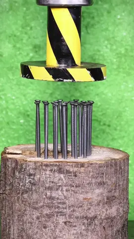 Wood, nails & 250 ton hydraulic press, what will be the result? #viralvideos #viralvideotiktok #asmrsounds #axe #asmrvideo #fypシ゚viral #usa🇺🇸 #relax #ASMR #hydraulicpress #satisfying #california #losangeles #trend #hydraulic #comfortable #fyp #iran #israel #relaxingvideos 