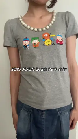 Who is ur fav???? 2010 JC\DC x South Park shirt  size xs 160€ dm me on IG to buy💋💋💋 #southpark #jcdc #swag 