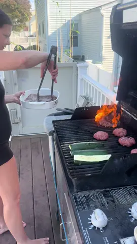 Learn to grill with meee✨🔥 #grilling #steak #DIY #cooking #bbq #Summer #fyp